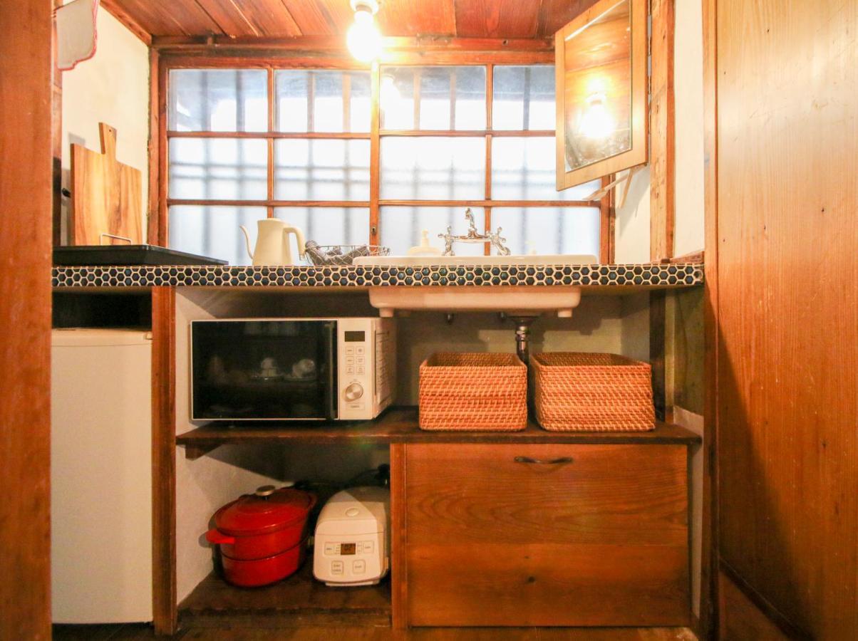 Апарт отель Tokyo Little House Экстерьер фото