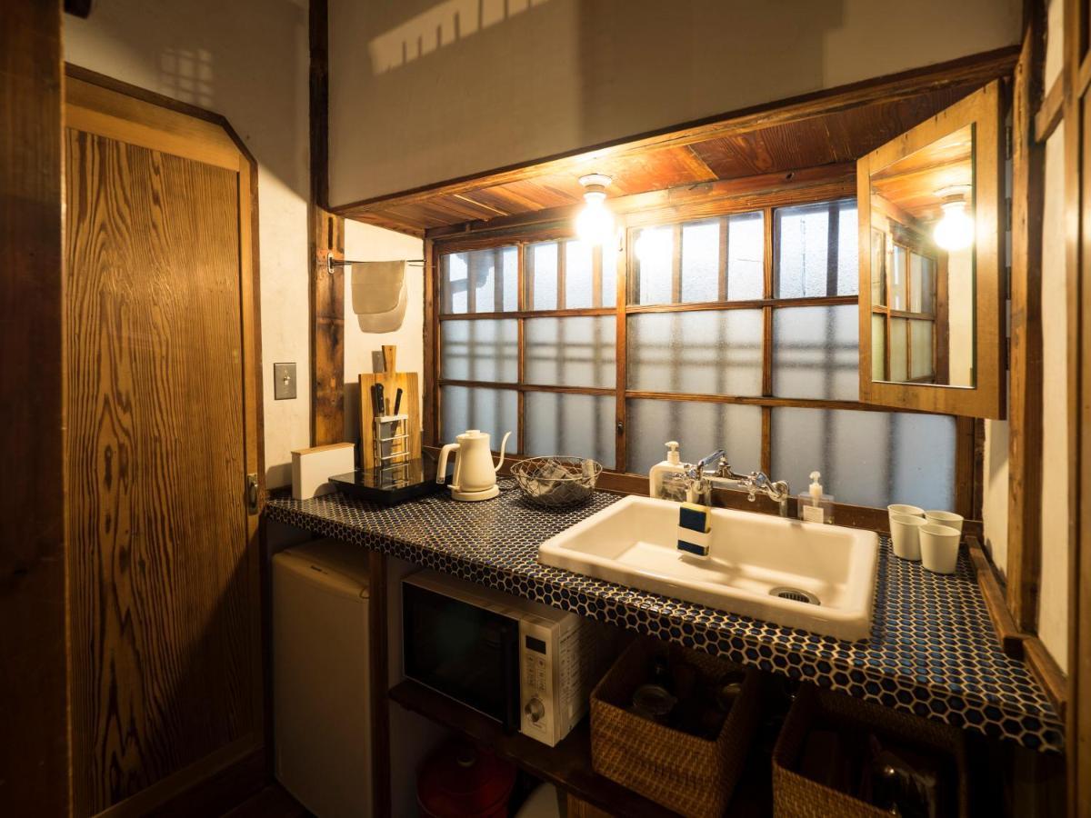 Апарт отель Tokyo Little House Экстерьер фото